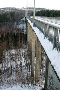 Leppävirran sillan pilaristoa