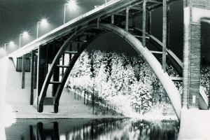 Talvinen postikortti Leppävirran sillasta<br />