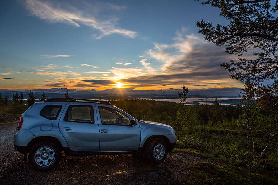 Tuulispäät, Inari