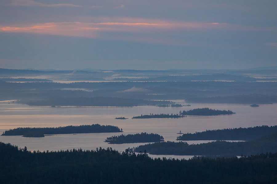 Tuulispäät, Inari