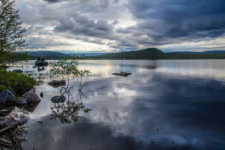 Päälyskivi ja Ukko, Konesniemi, Ivalo