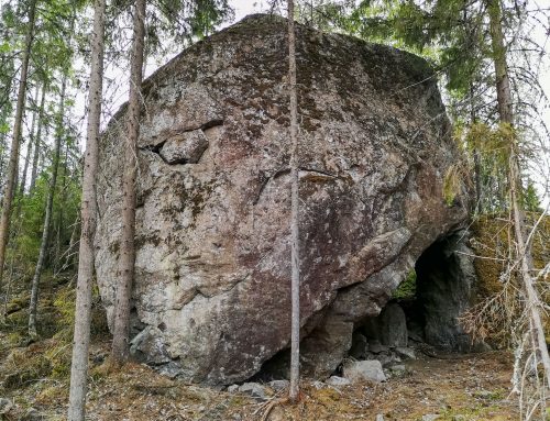 Tynnyrikivi – Leppävirran suurin luola Kotalahdessa